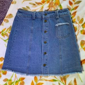 Jeuvre Denim Skirt NWT Medium Fringe Pocket